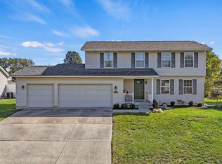 80 Heritage Trail Dr, Middletown, OH 45044