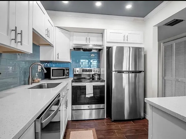 5420 Swift Rd #38 — Photo 4