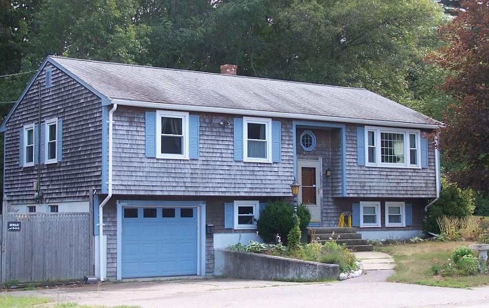 1st image of 135 Liberty St