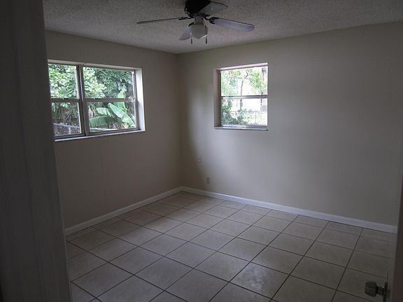 4th image of 2553 NW 82nd Ter