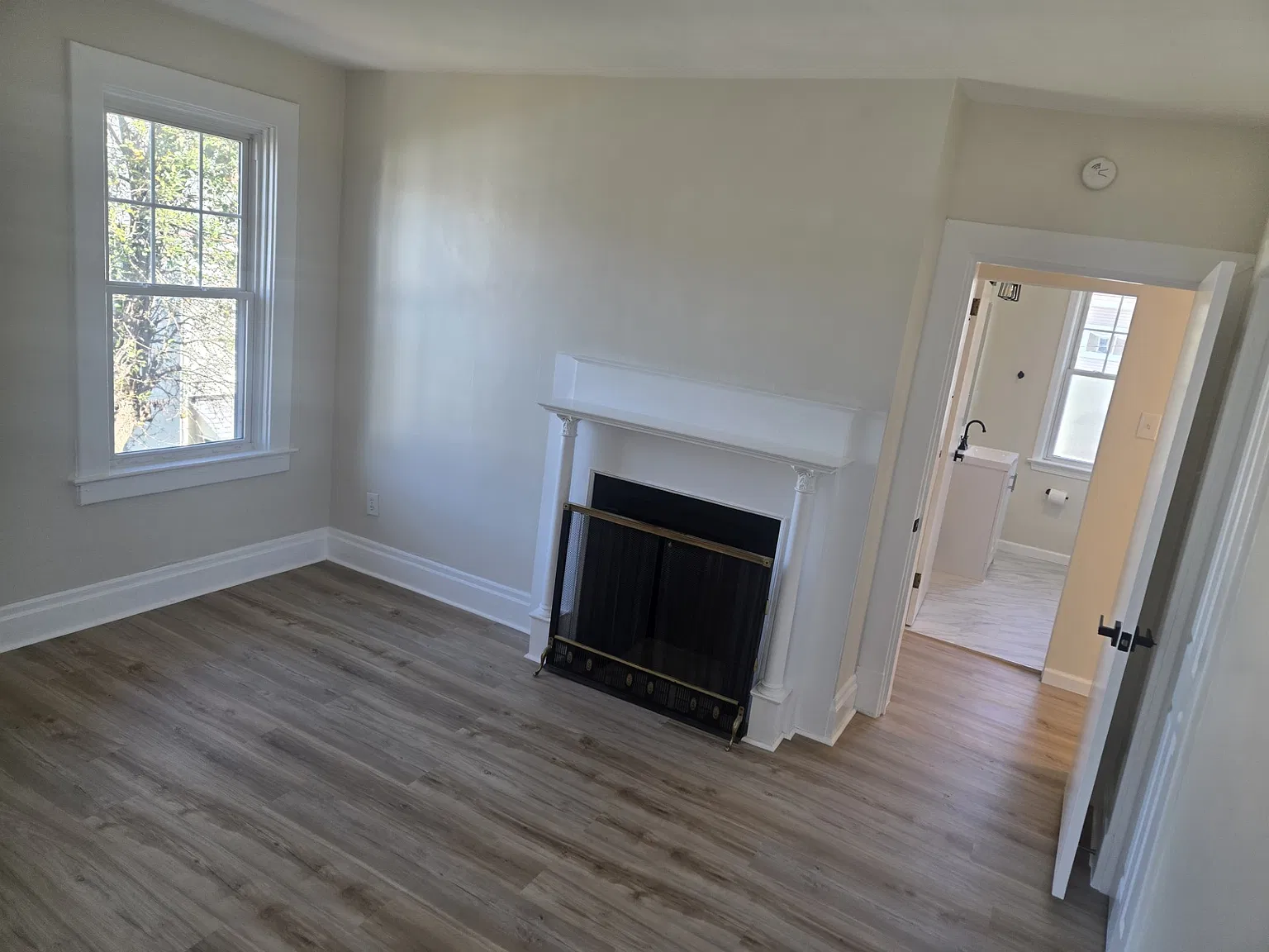 3 bed, 1100 sqft, $1,500 — Photo 4