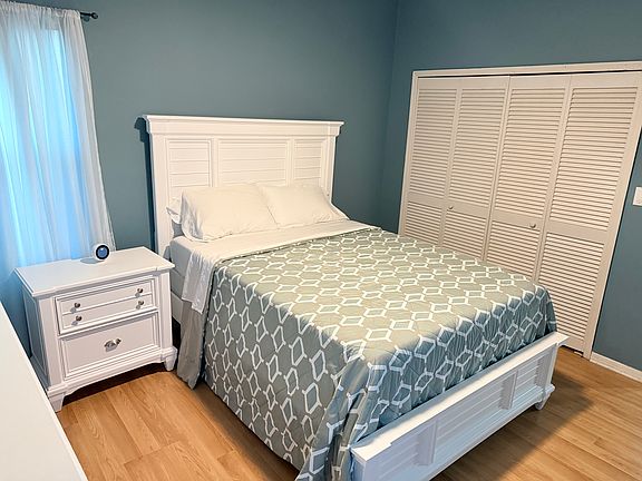 3rd image of 8350 Savannah Trace Cir APT 204