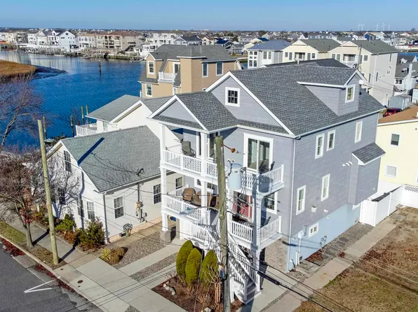 207 N Portland Ave, Ventnor, NJ 08406