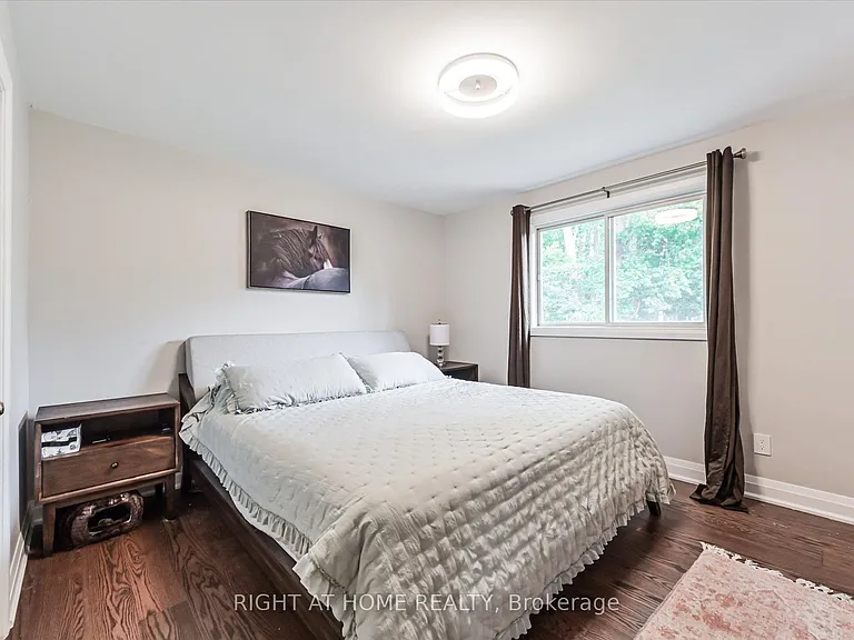 30 French Cres — Photo 7
