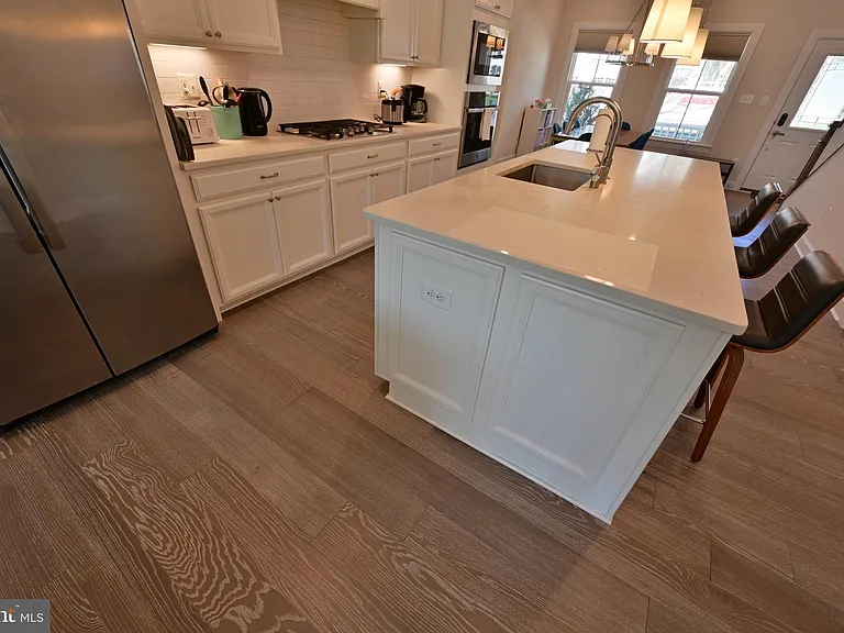 33731 Freeport Dr — Photo 14
