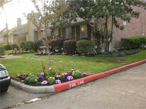 1st image of 9338 Westwood Village Dr