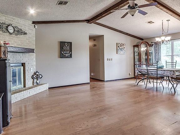 2nd image of 23189 Laura Dr