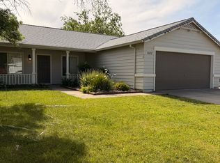 1387 Grouse Dr, Redding, CA 96003