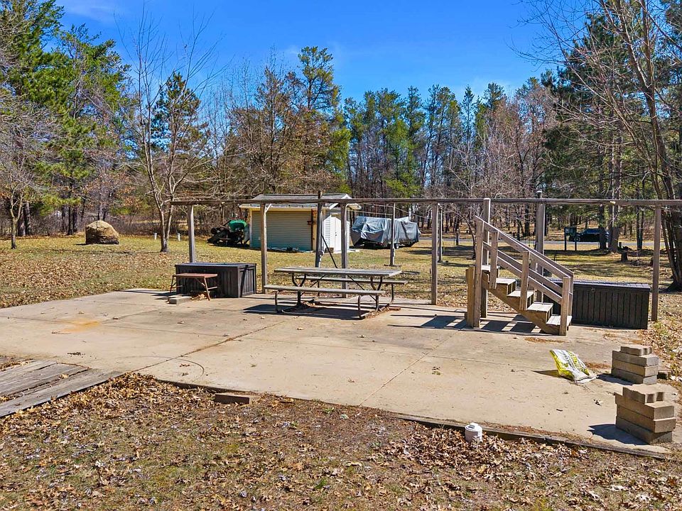 1st image of 852 Sterling Rd