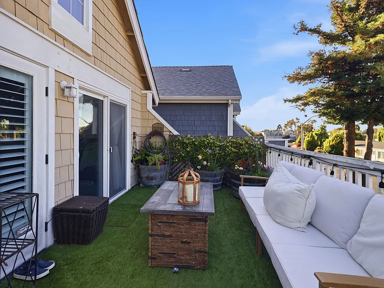1081 Shoal Dr — Photo 43