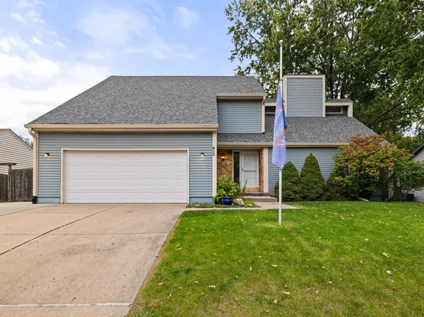 813 52nd Pl, West Des Moines, IA 50265