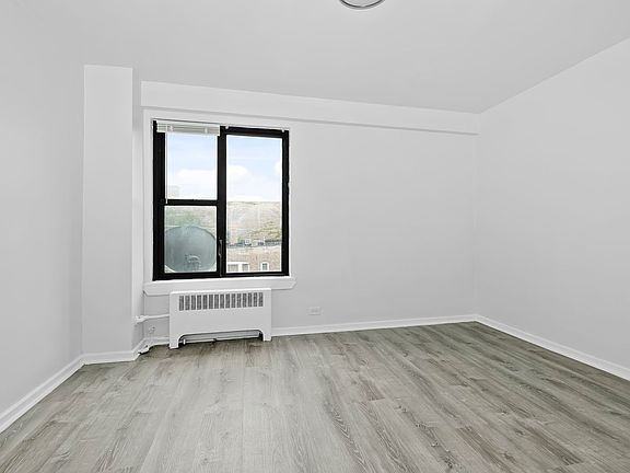 3rd image of 7200 S Coles Ave #412