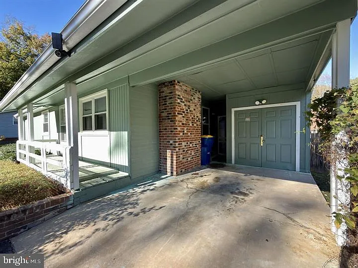 6806 Bob White Ln — Photo 3