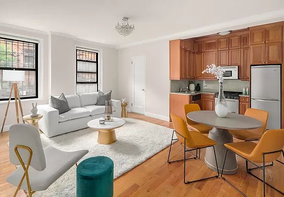 2nd image of 134 W 93rd St APT 1C