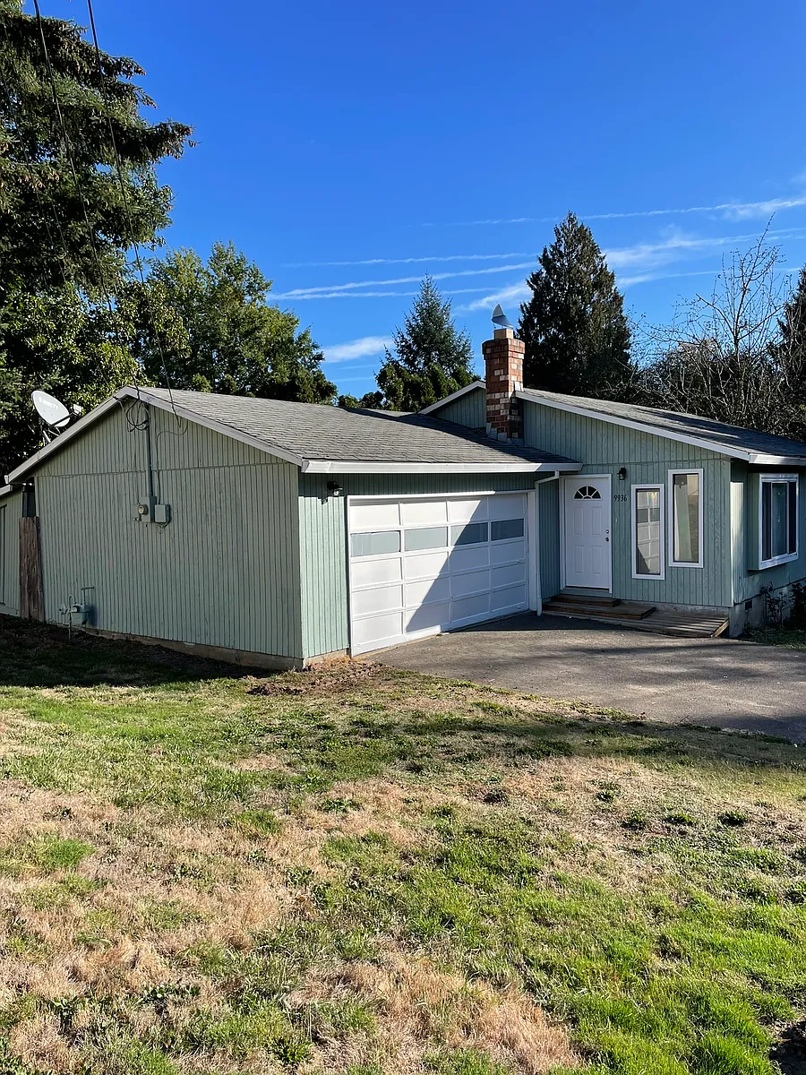 Building Photo - 9936 SW 37th Ave