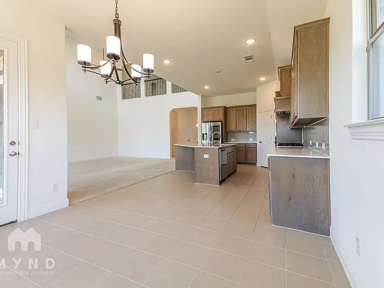 12108 Buffalo Hills Dr — Photo 11