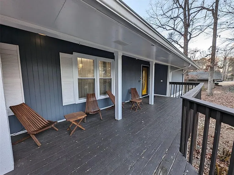 1303 Colony Dr — Photo 21