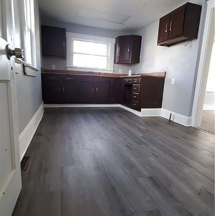3rd image of 3625 E 118th St