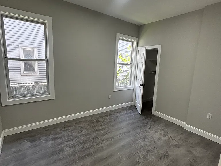 57 Treacy Ave #1 — Photo 3