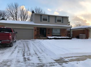 2854 Belcher Dr, Sterling Heights, MI 48310