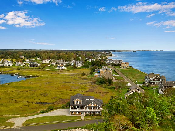 12 Circle Beach Road