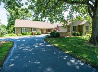 123 Creekside Dr, Georgetown, KY 40324