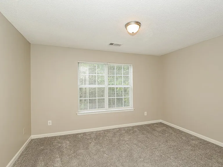 1462 Riverrock Ct — Photo 13