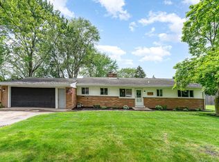 1749 N Center Rd, Saginaw, MI 48638