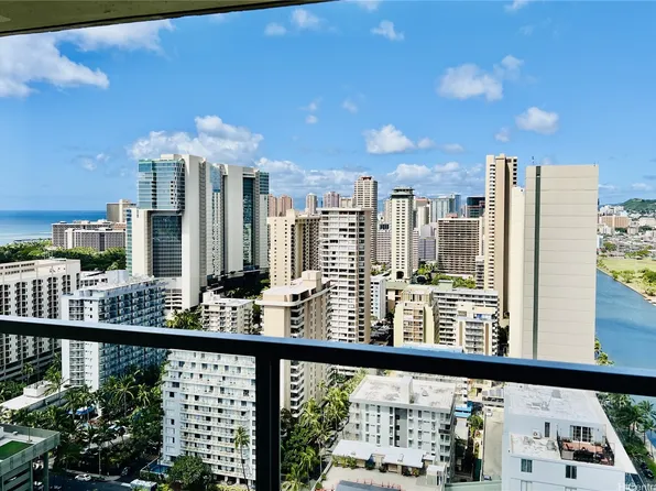 445 Seaside Ave APT 3208, Honolulu, HI 96815