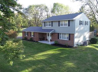 4266 Anita Dr, Collegeville, PA 19426