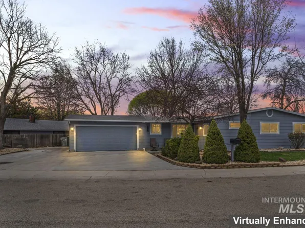 2078 N Fairmeadow Dr, Boise, ID 83704