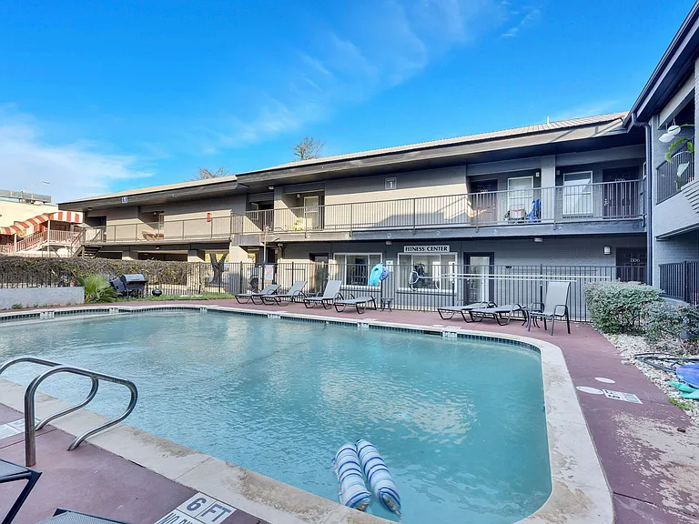 2020 S Congress Ave #1316 — Photo 1