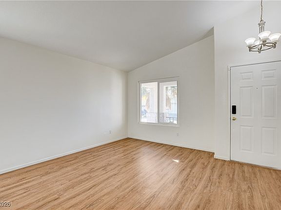 3rd image of 4816 White Aspen Ave