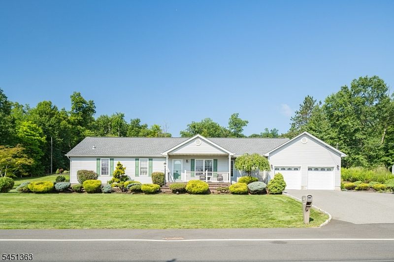 1st image of 111 Pine Brook Rd