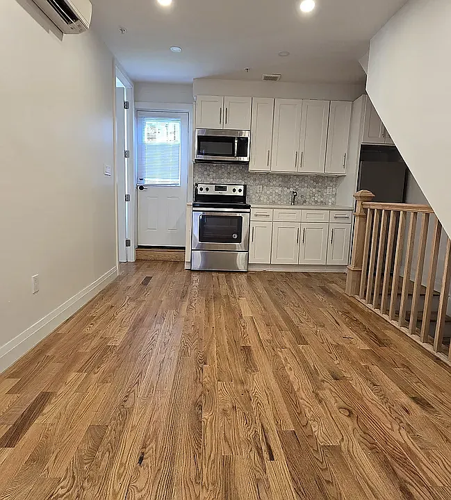310 Park Ave #1