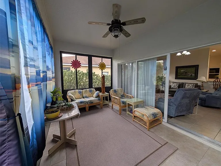 4480 Strathmore Dr — Photo 25