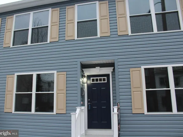 240 Hummel St, Harrisburg, PA 17104