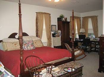 5th image of 16816 Florence View Dr