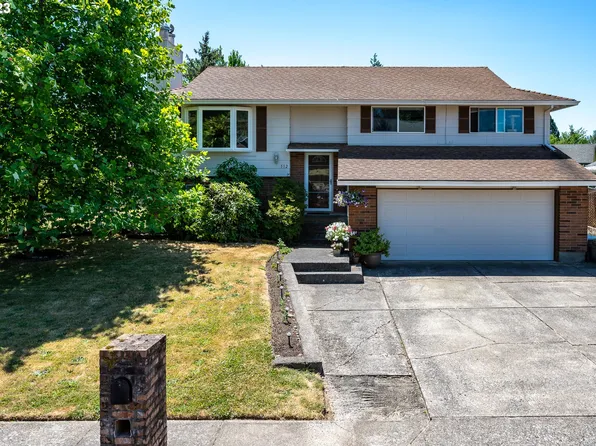 512 SE 21st St, Troutdale, OR 97060