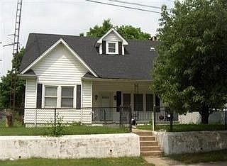 1st image of 925 Ethel Ave