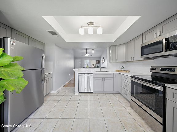 2nd image of 1515 Huntington Ln APT 927