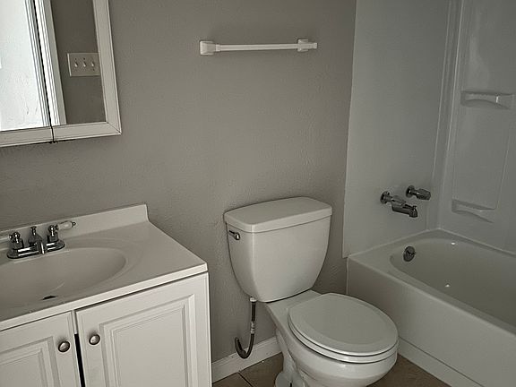 5th image of 14419 Flair Dr