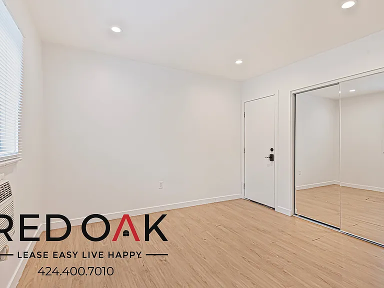 3148 James M Wood Blvd #3148 — Photo 13