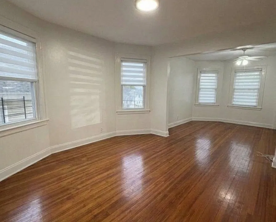 398 Davis Ave #1