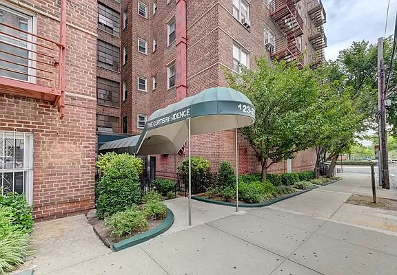 3rd image of 123-25 82nd Ave #6
