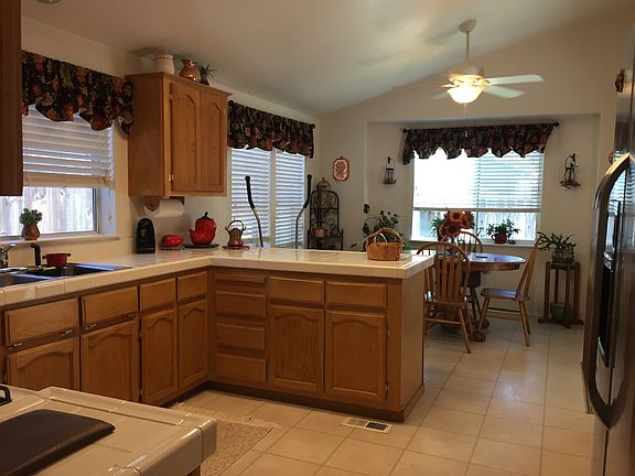 5th image of 1400 W Marlette St Spc 29