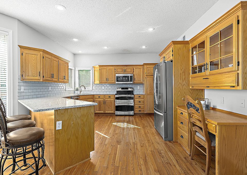 1st image of 6616 W 149th St