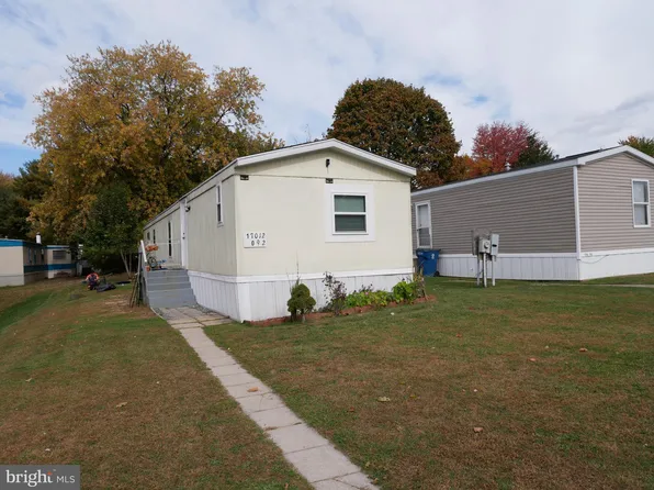 Hillsdale 17012 Ct, Hagerstown, MD 21740