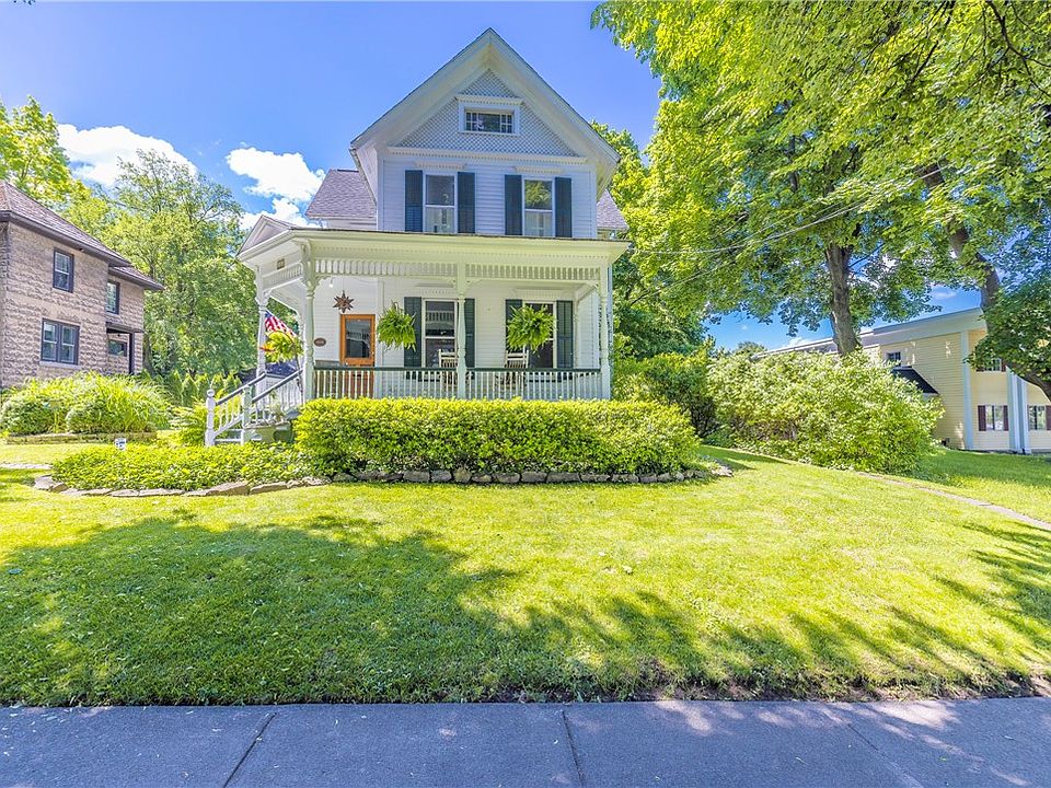 55 Monroe Ave, Pittsford, NY 14534 Zillow