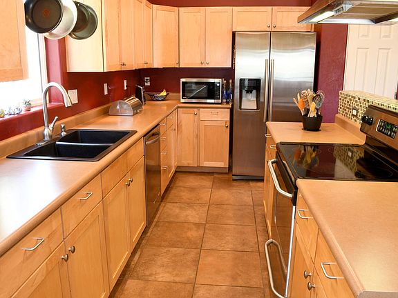 3rd image of 1213 Copper Ave NE